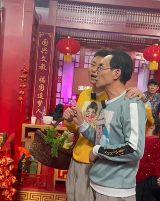 四臺春晚齊賀歲，語言文化譜新篇